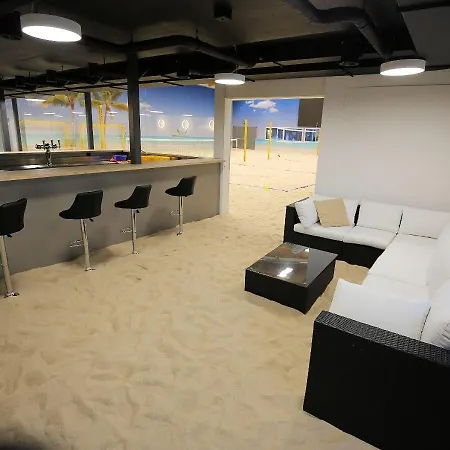 Beachin - Sport, Events, Hotel, Restaurant, Bar Ins