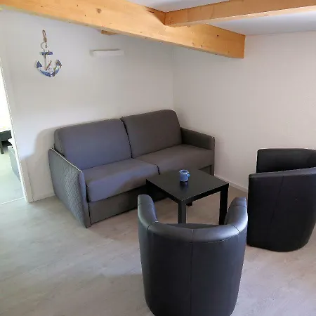 Beachin - Sport, Events, Hotel, Restaurant, Bar Szálloda Ins