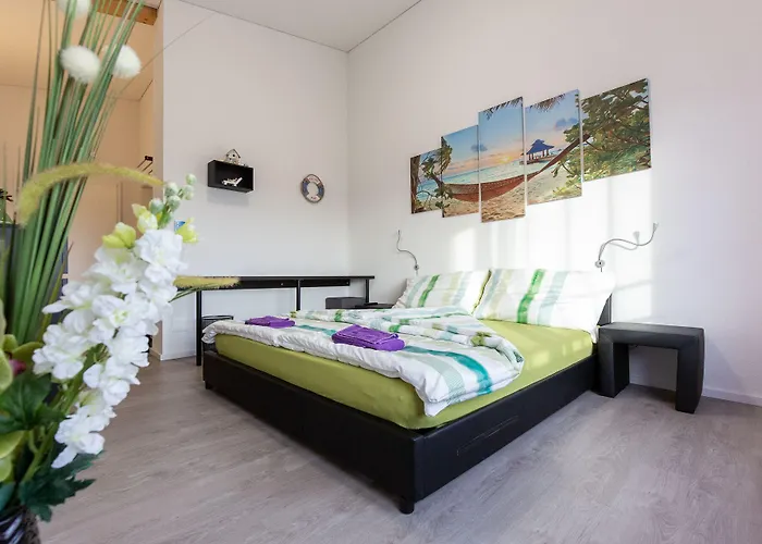 Beachin - Sport, Events, Hotel, Restaurant, Bar Ins