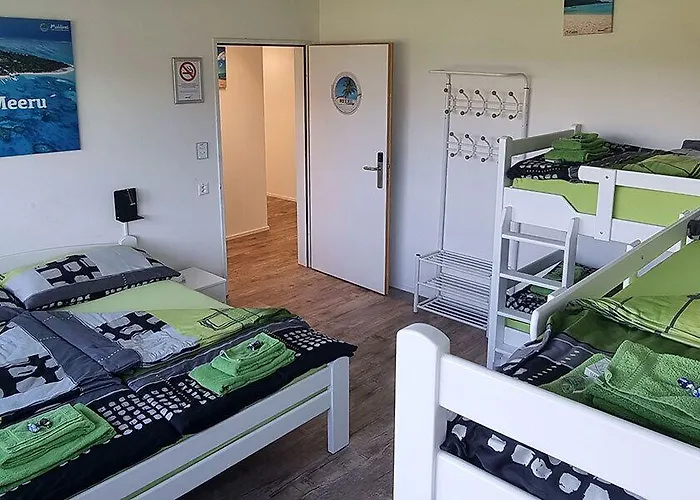 Beachin - Sport, Events, Hotel, Restaurant, Bar 3* Ins