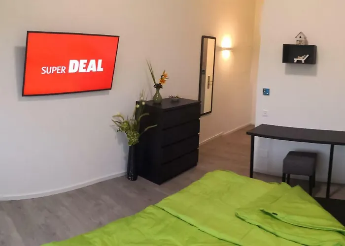 Beachin - Sport, Events, Hotel, Restaurant, Bar 3* Ins