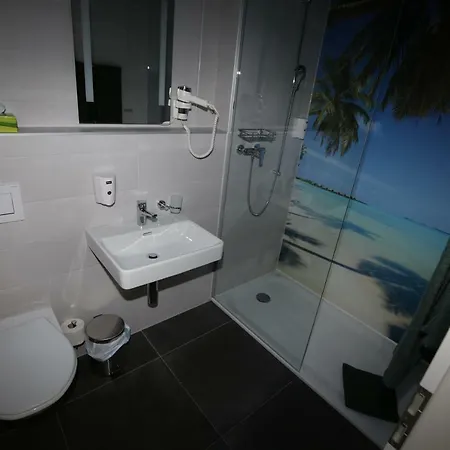 Beachin - Sport, Events, Hotel, Restaurant, Bar